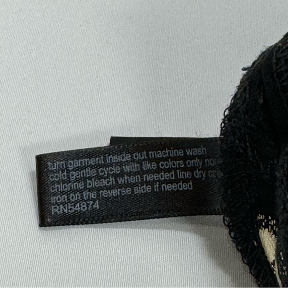 The Limited Women's Black Gold Size XS Tank Top Camisole Polka Dot Under Shirt - Picture 4 of 4